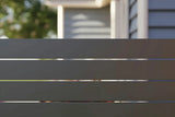 Nahaufnahme: Aluminium-Rechteckprofile 150 x 20 mm in Anthrazit mit 10 mm Spalt